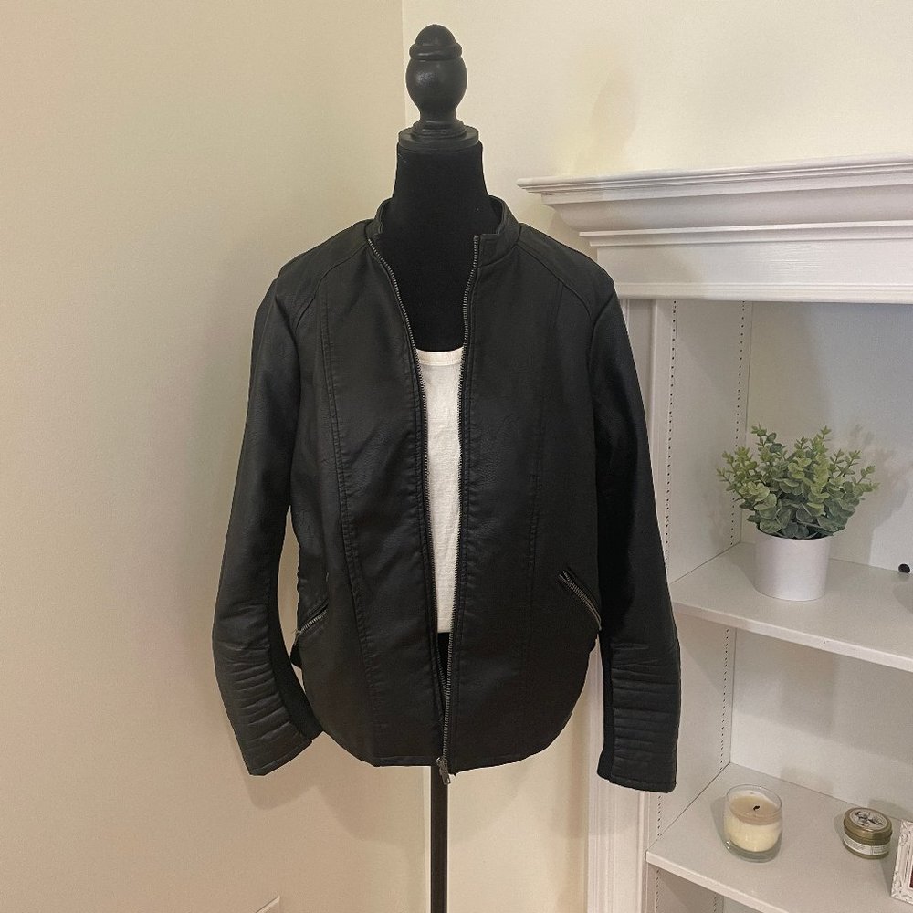 Torrid Womens Faux Leather Moto Jacket, Size 1